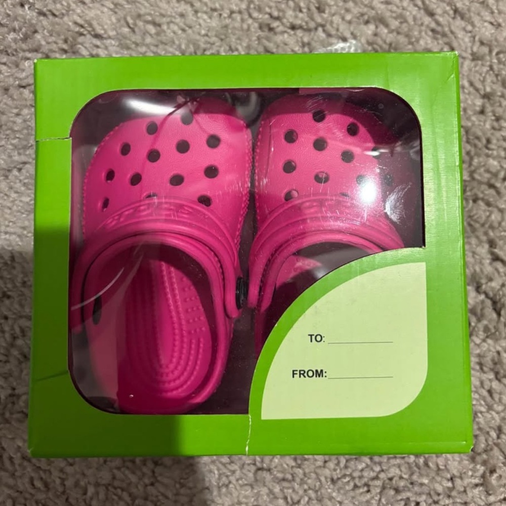 Bay girl crocs size 2/3